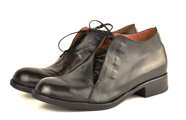 half boot blind lace  | Black | Calf - A. McDonald Shoemaker 