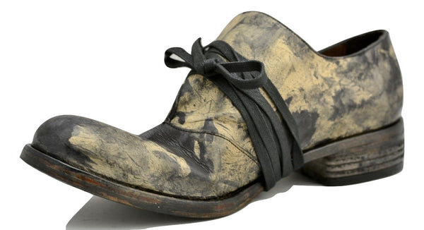 Foldover Shoe  | Black oil stain on calf