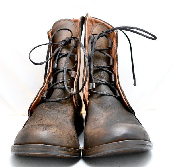 Blind Derby Boot  |  Mud | frisone - A. McDonald Shoemaker 