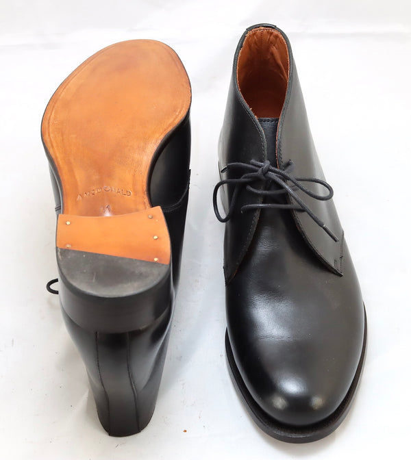 Desert boot |  Black calf | wide fit | Almond toe