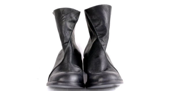 Zip Back Boot  |  Black - A. McDonald Shoemaker 