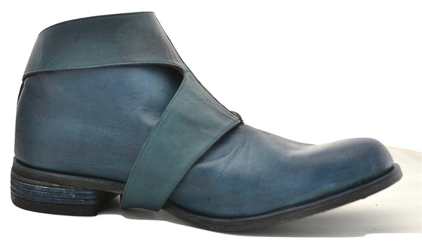 Straparound boot |Turquoise horse - A. McDonald Shoemaker 
