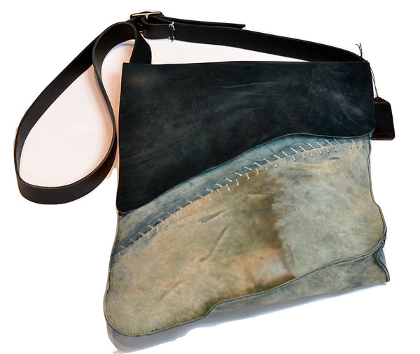 Shoulder Bag  |  reverse marine | Cordovan
