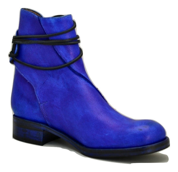 Lace around boot  |  Electric blue