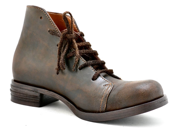 Asym derby boot  |  waxy choc | calf - A. McDonald Shoemaker 
