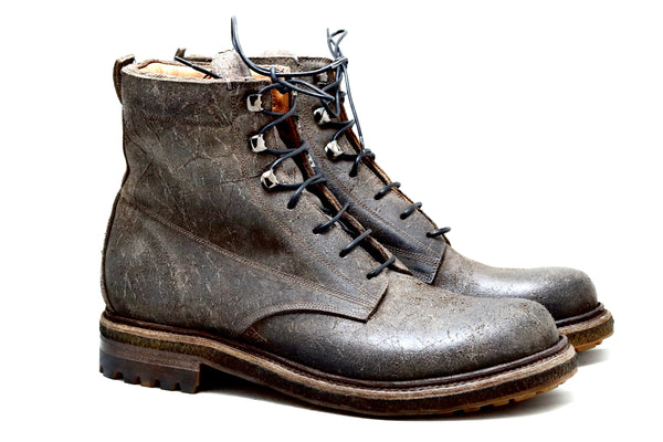 Hiking Boot | grey waxed suede | calf